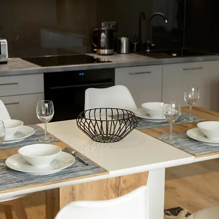 B 101 Apartment